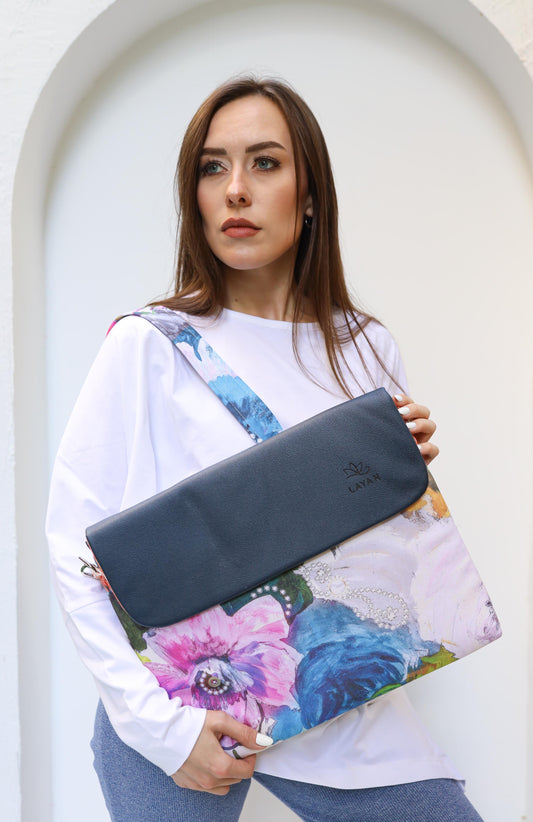 Iris laptop sleeve